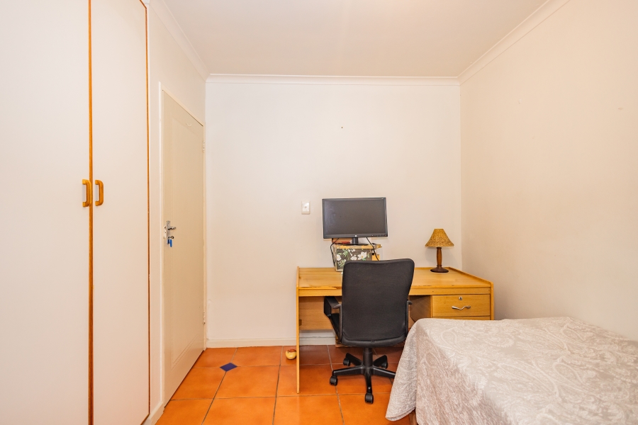 3 Bedroom Property for Sale in The Crest Western Cape